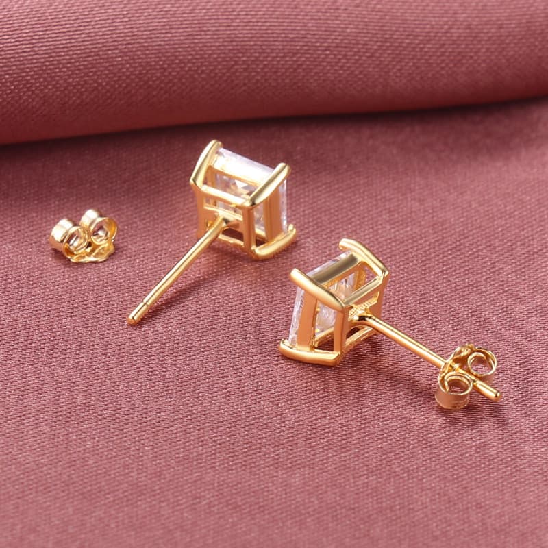 結婚式 アクセサリー 豪華プリンセスカット ブライダルピアス