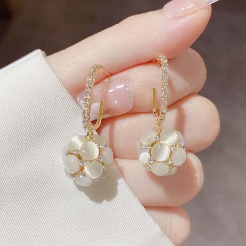 結婚式 アクセサリー 揺れる小花のきらめきピアス
