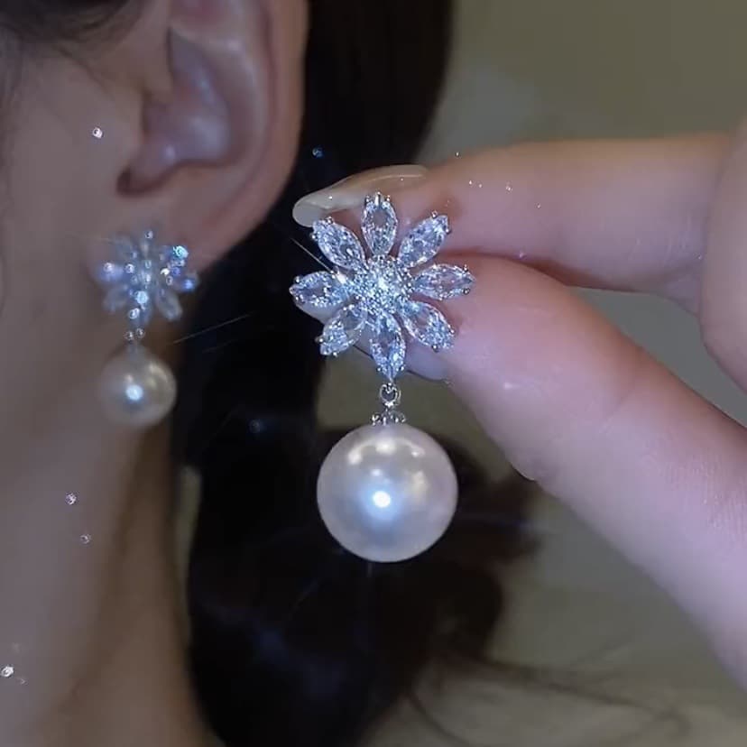 結婚式 アクセサリー 花型水晶と真珠の上品揺れるピアス