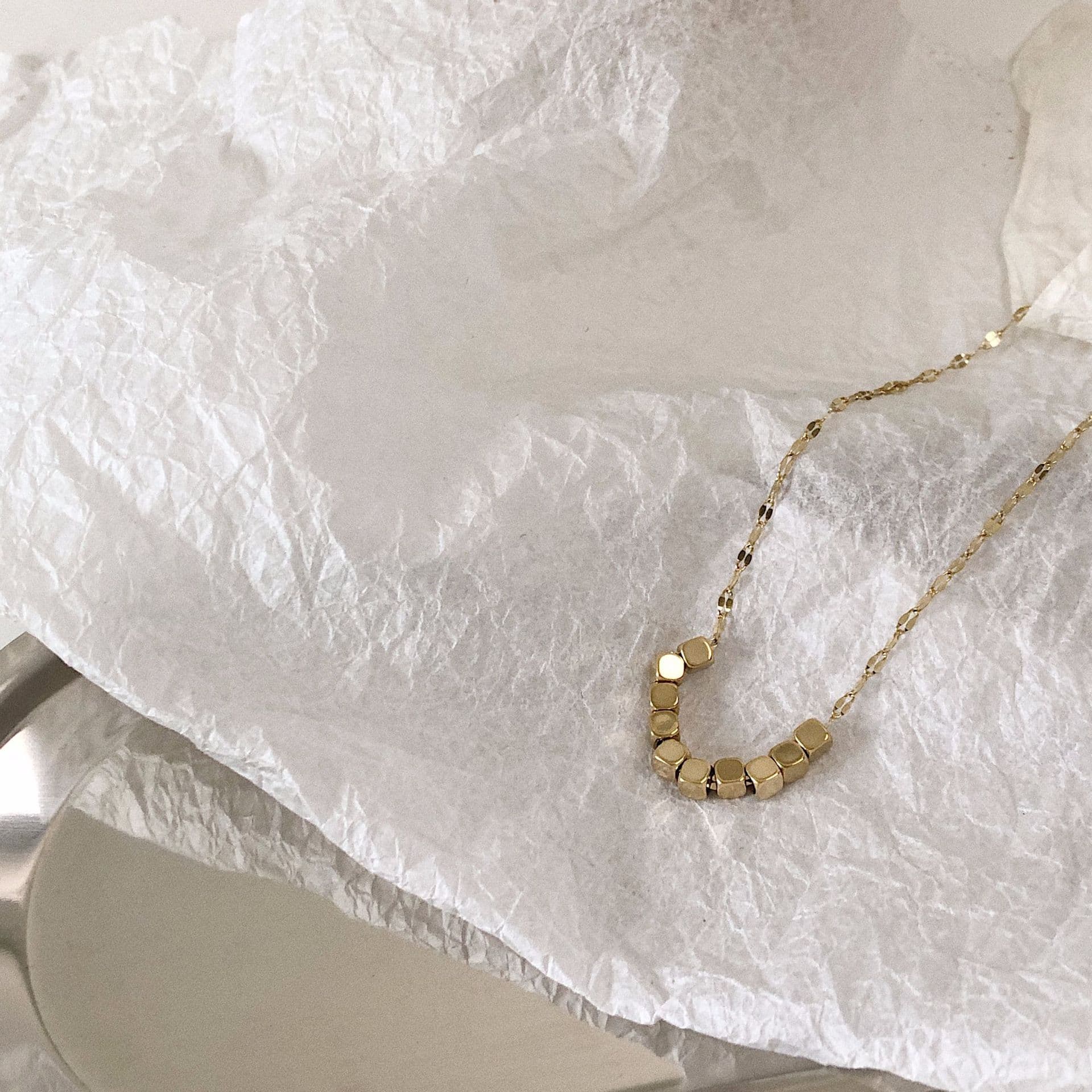 結婚式 アクセサリー 上品な小粒キューブネックレス