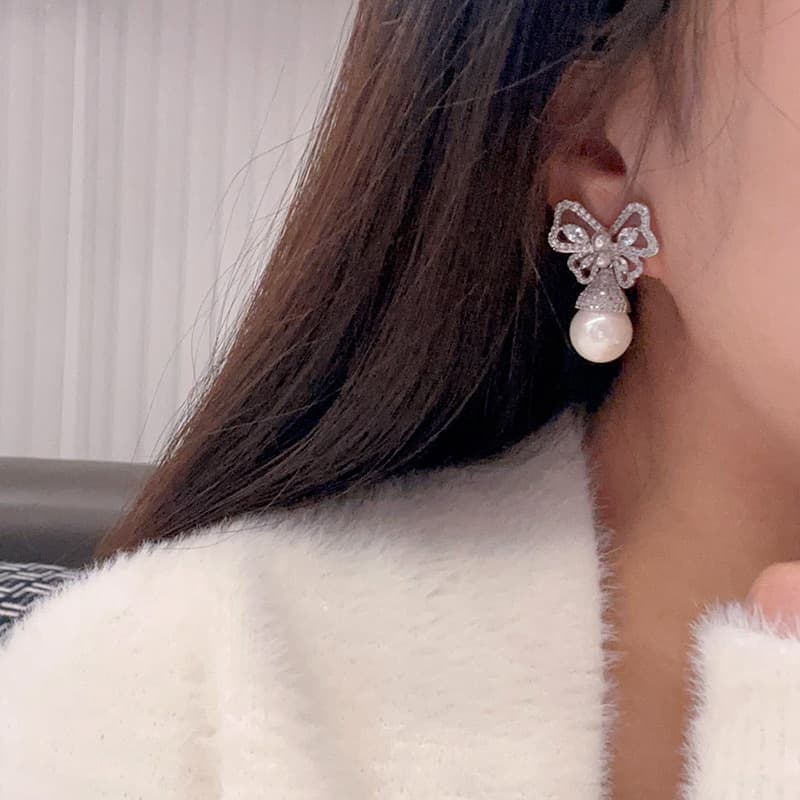 結婚式 アクセサリー 蝶モチーフパール ドロップピアス