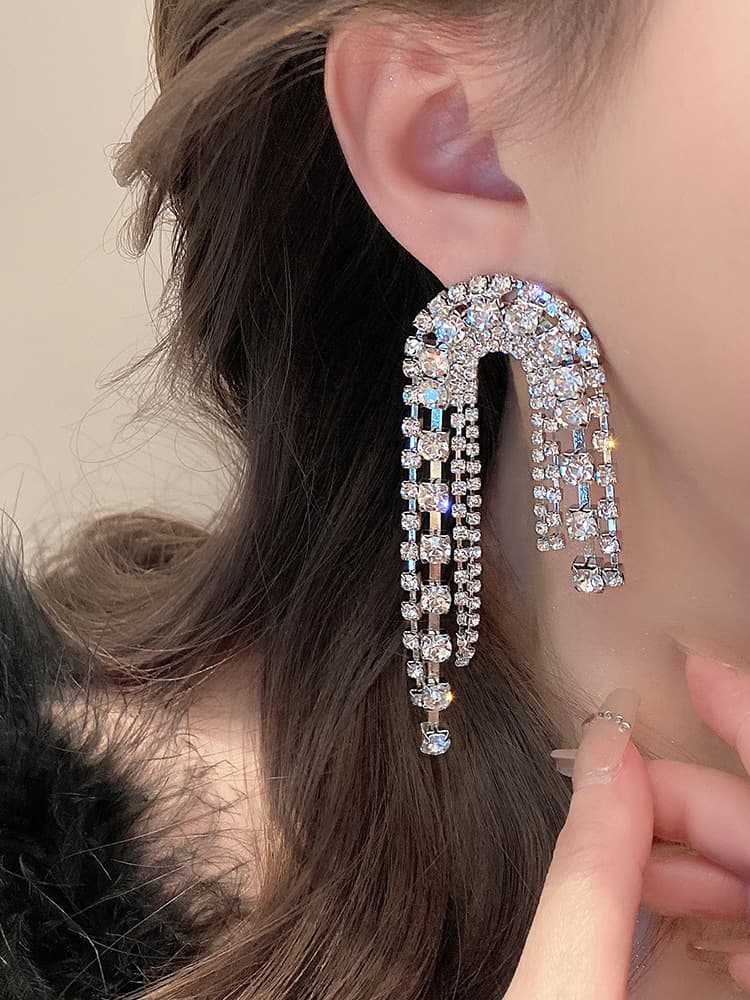 結婚式 アクセサリー 優美なシャンデリアドレープピアス