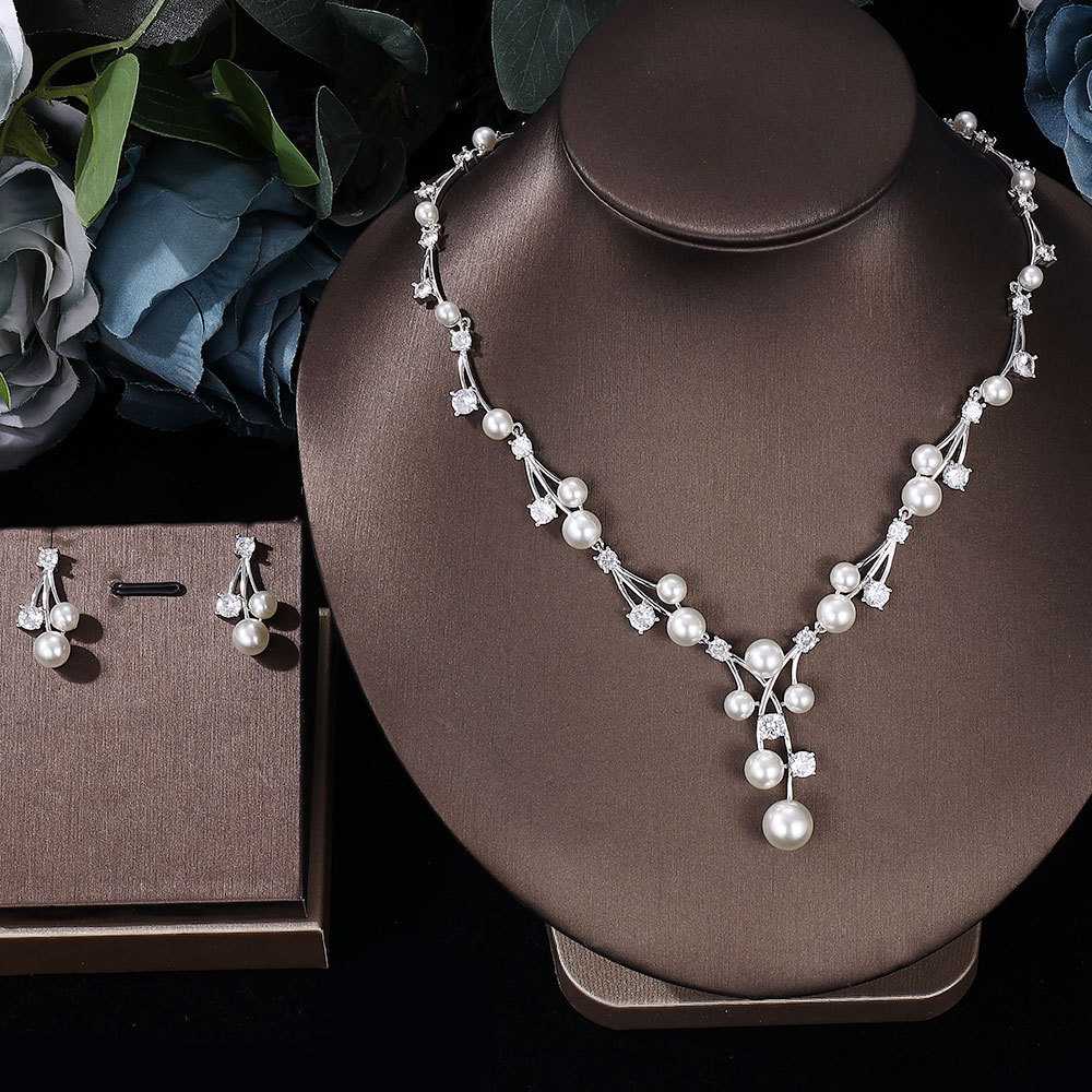 結婚式 アクセサリー 上品な真珠のしずくネックレス&イヤリングセット
