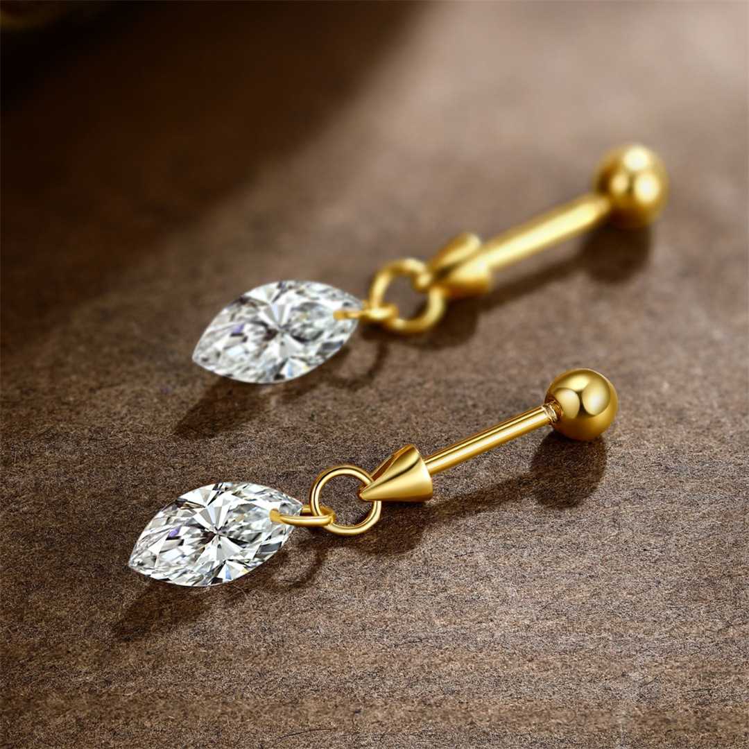 結婚式 アクセサリー ティアドロップ キュービック ピアス