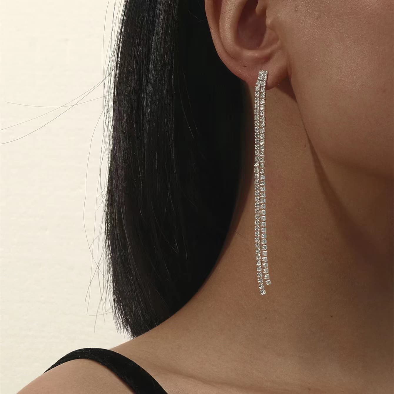 結婚式 アクセサリー キラめく透明の滝ピアス