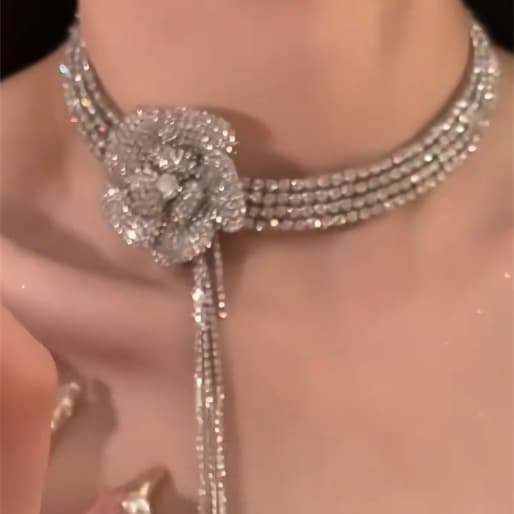 結婚式 アクセサリー 優美な蝶結び輝きネックレス
