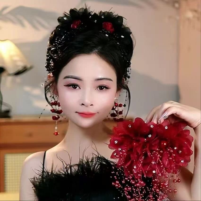 結婚式 アクセサリー 花びら輝くクリスタルティアラ