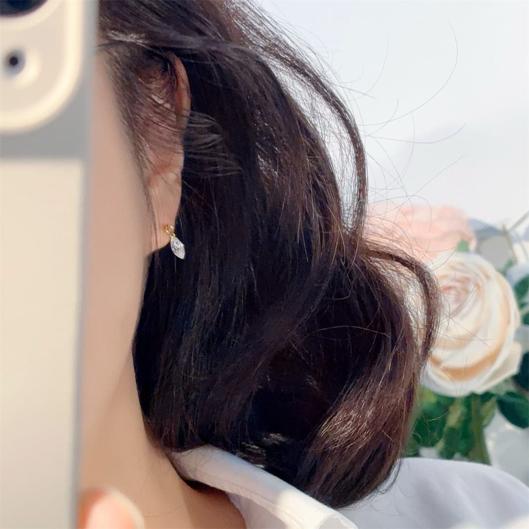 結婚式 アクセサリー ティアドロップ キュービック ピアス