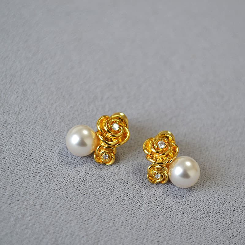 結婚式 アクセサリー 薔薇と真珠のウエディングピアス
