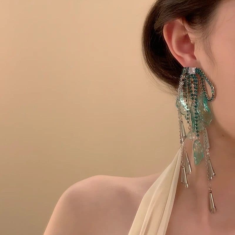 結婚式 アクセサリー 結晶の雫 揺れるロングピアス