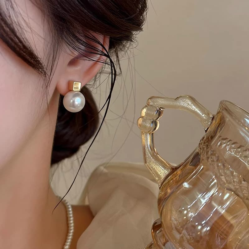 結婚式 アクセサリー 上品パールワンポイントピアス