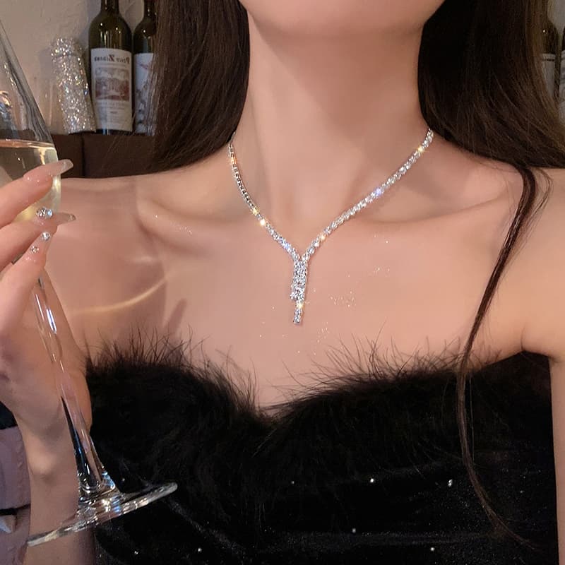 結婚式 アクセサリー 上品な輝き シンプル ウェディングネックレス