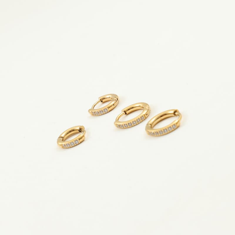 結婚式 アクセサリー 上品なフープスタイル キュービックピアス