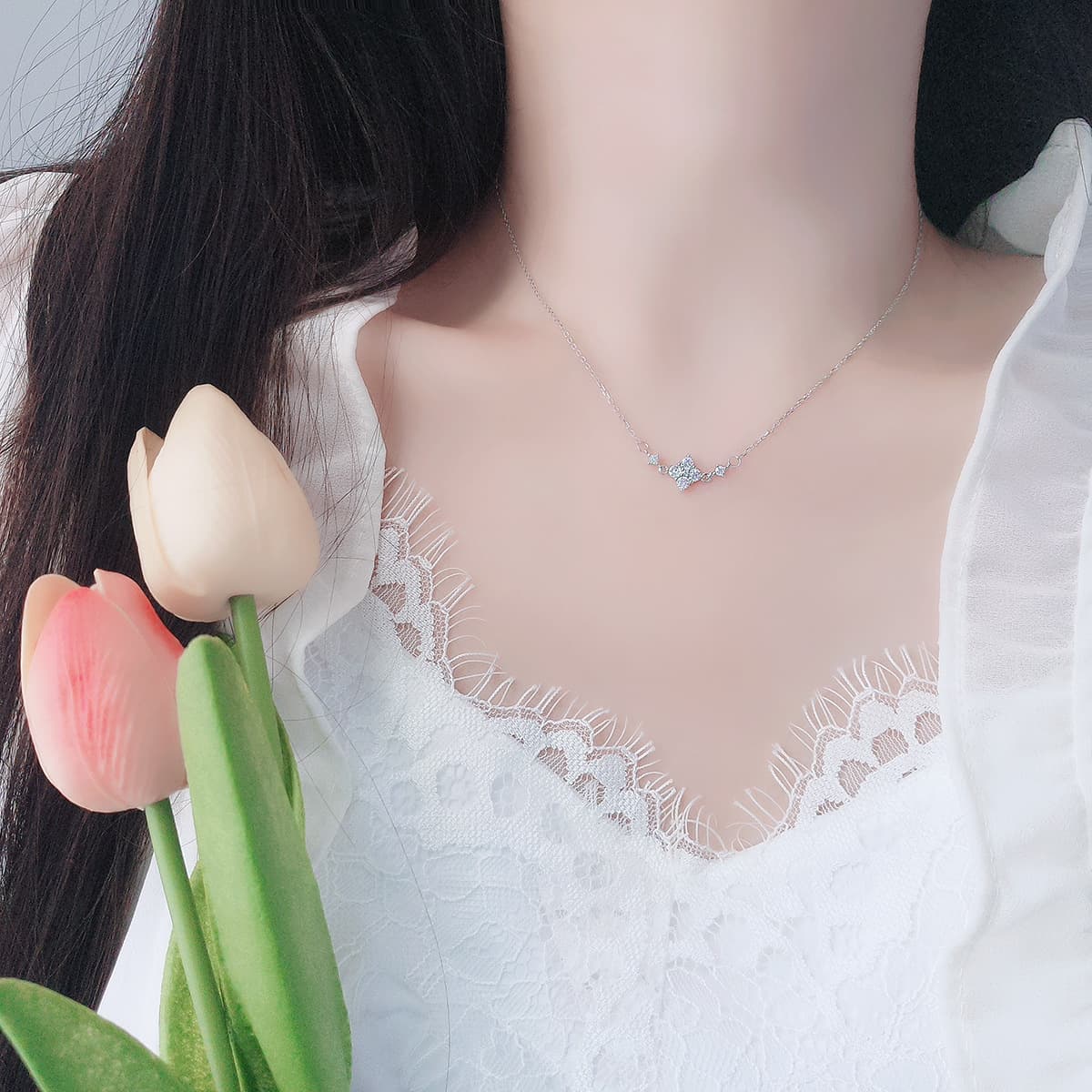 結婚式 アクセサリー 煌めき四葉のネックレス
