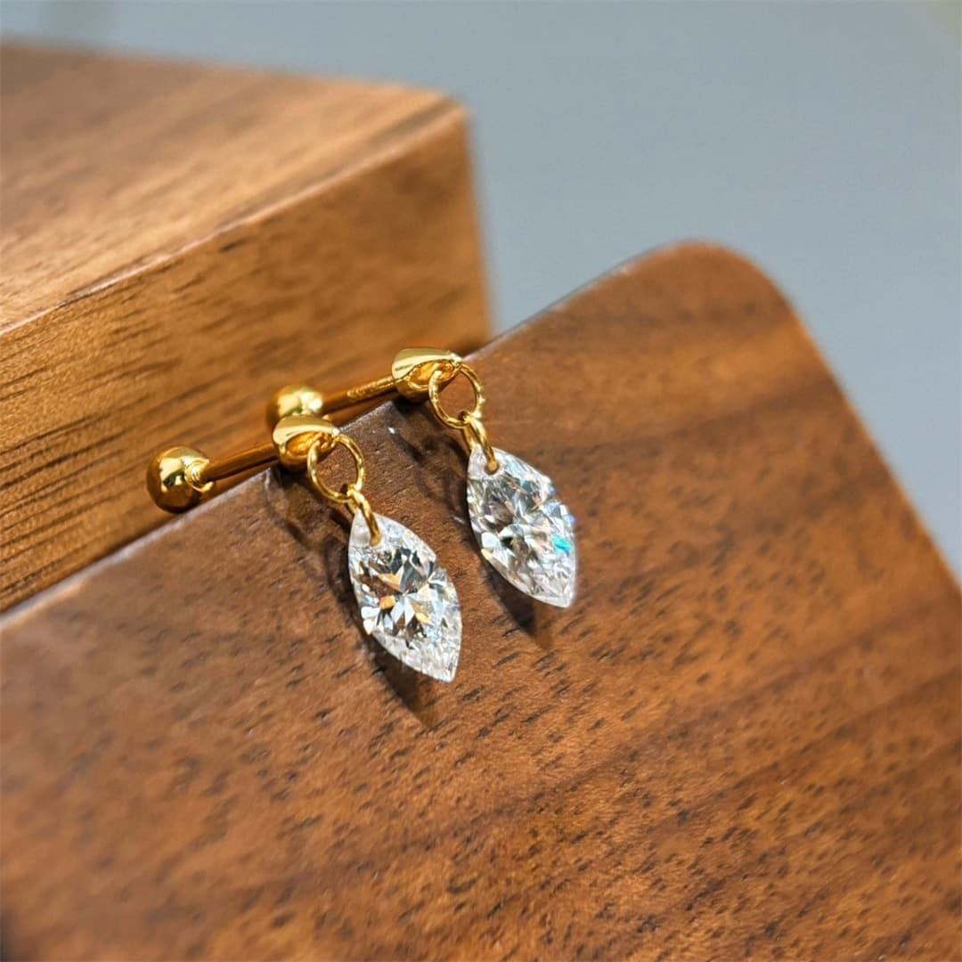 結婚式 アクセサリー ティアドロップ キュービック ピアス