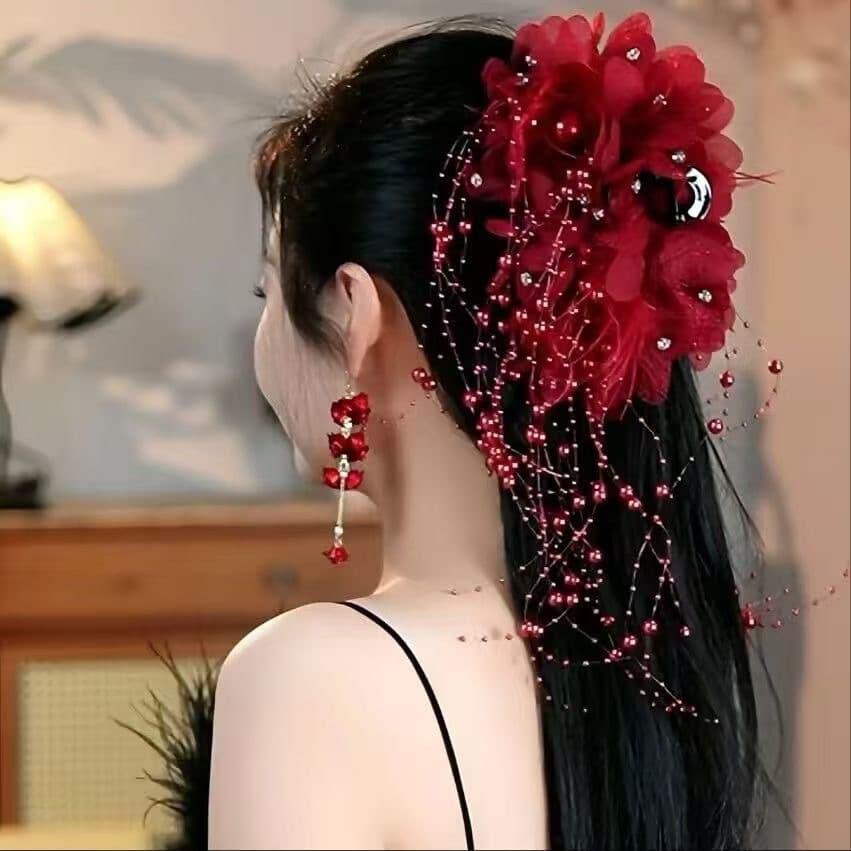 結婚式 アクセサリー 花びら輝くクリスタルティアラ